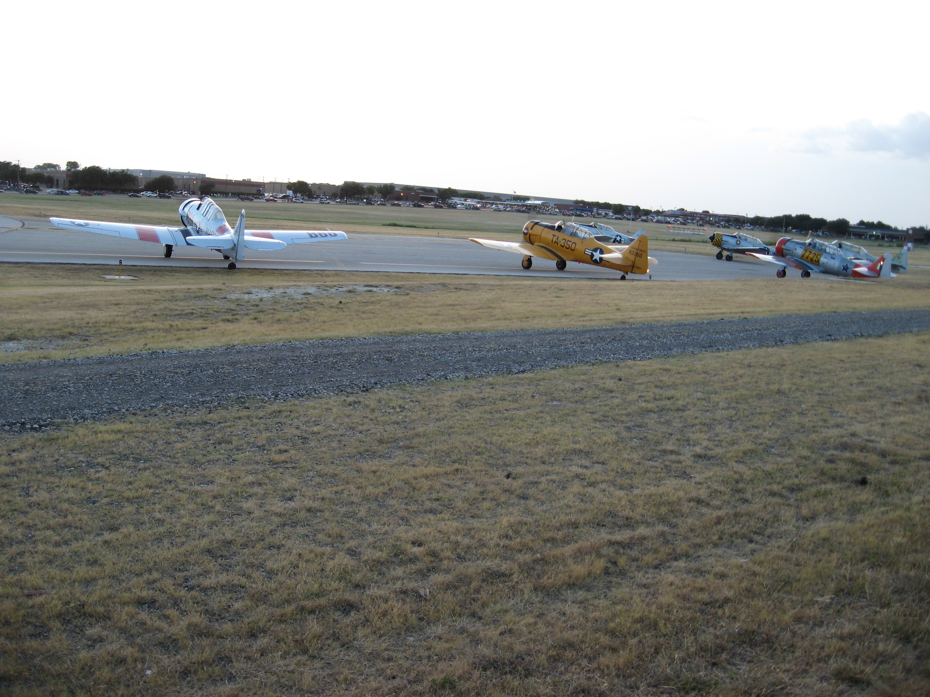 3049x2280 pixels (1,857K)